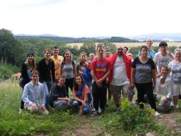 Wizyta międzynarodowej grupy młodzieży w Domu Pomocy Społecznej w Podzamku w ramach ŚDM Kraków 2016r